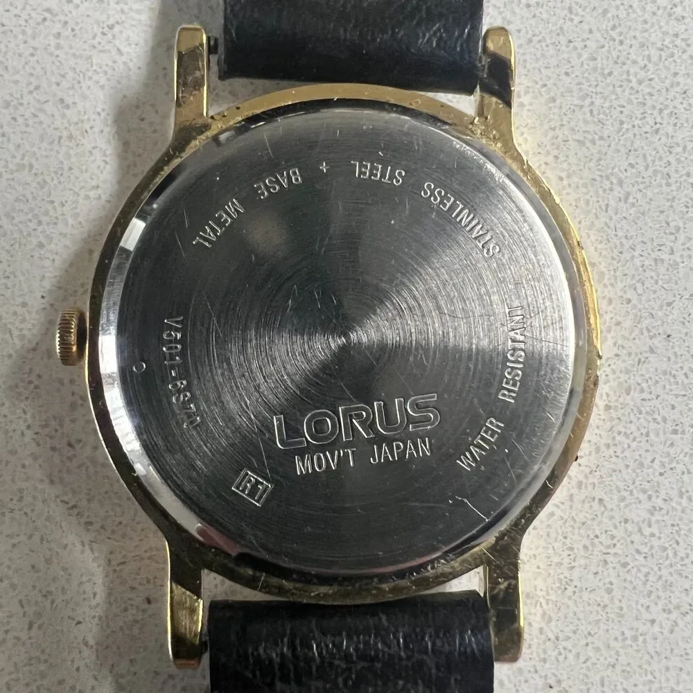 Vintage Disney Mickey Mouse Lorus Quartz Watch